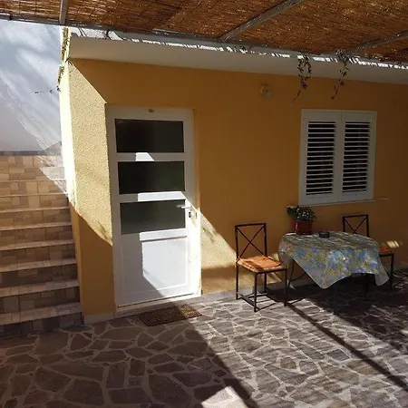 With Parking Space Viganj, Peljesac - 21912 Kuciste