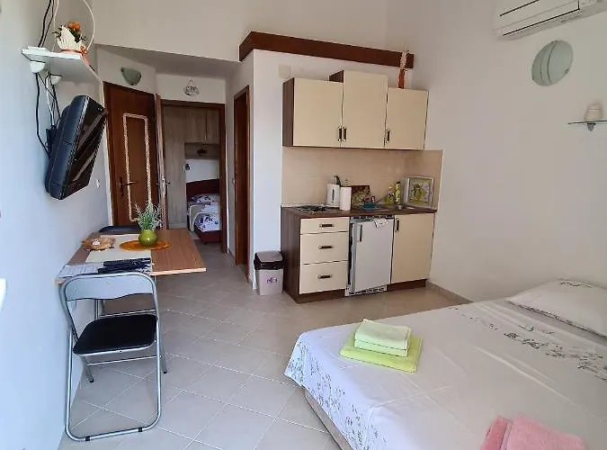 With Parking Space Viganj, Peljesac - 21912 Apartament Kuciste