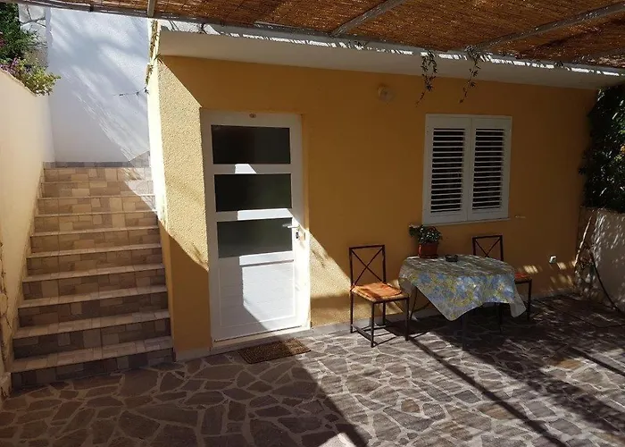 With Parking Space Viganj, Peljesac - 21912 Kuciste